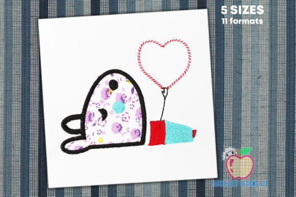 A Baby Bear Design for Embroidered Heartfelt Gifts